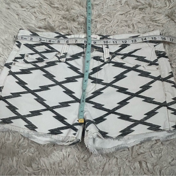 Isabel Marant Etoile White & Gray Rhombus Cut Off Denim Shorts NWOT - Picture 12 of 12